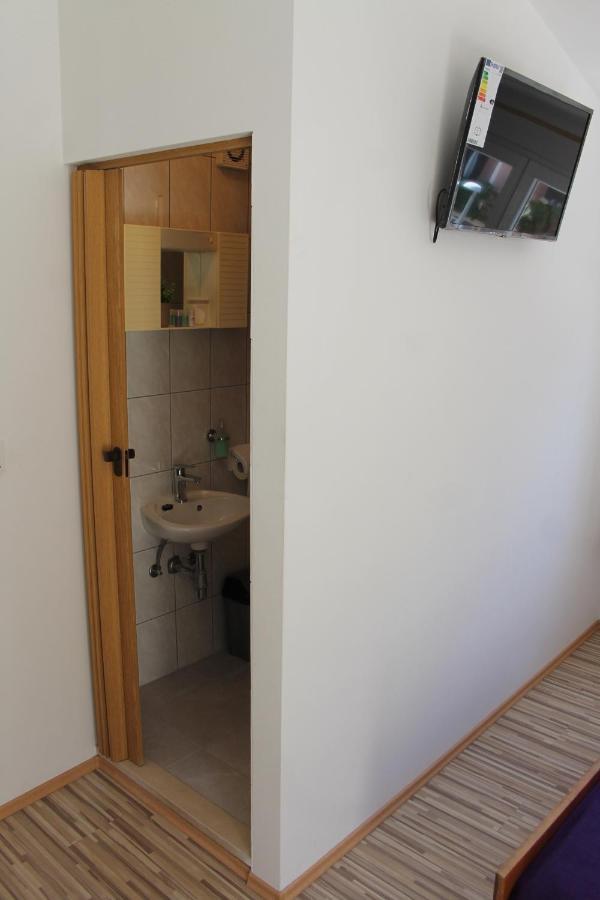 Apartman Gaby Makarska Buitenkant foto