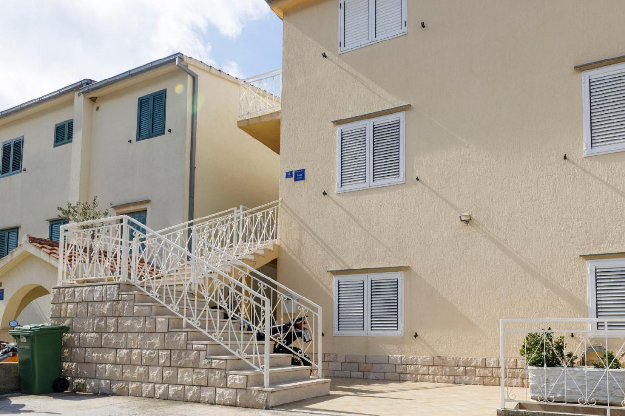 Apartman Gaby Makarska Buitenkant foto