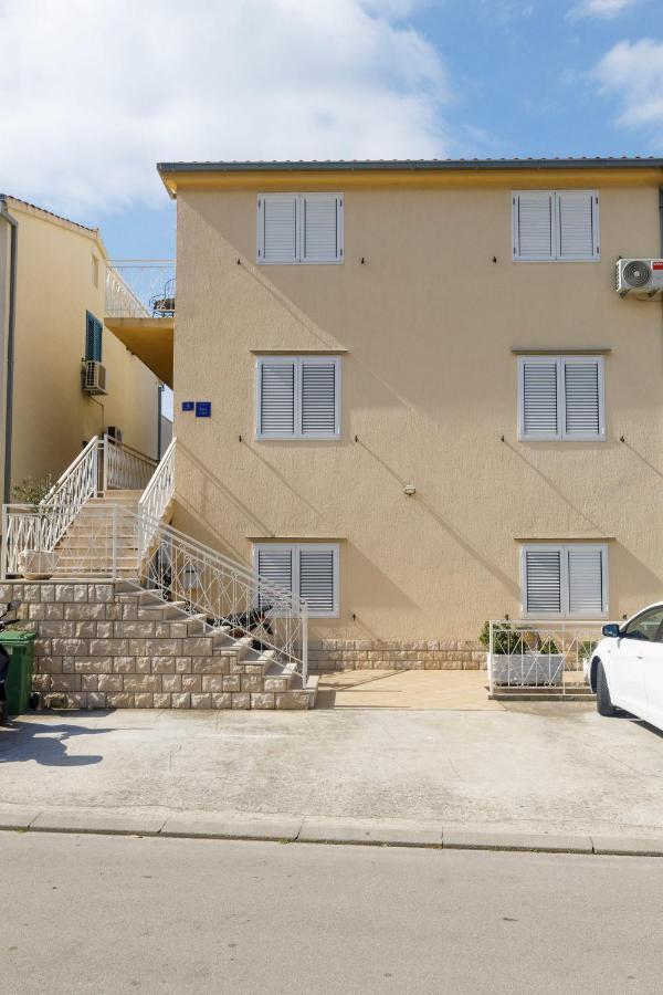 Apartman Gaby Makarska Buitenkant foto