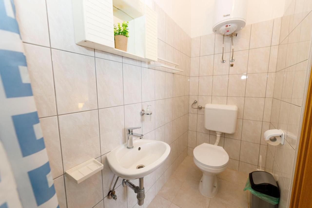 Apartman Gaby Makarska Buitenkant foto